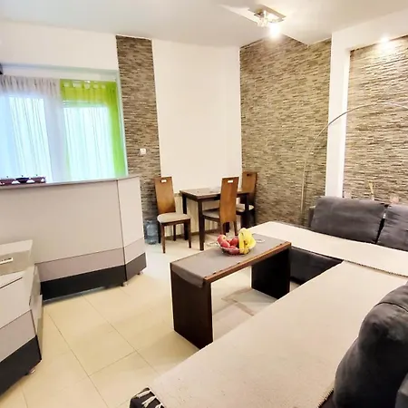 Center 2 Apartamento Escópia